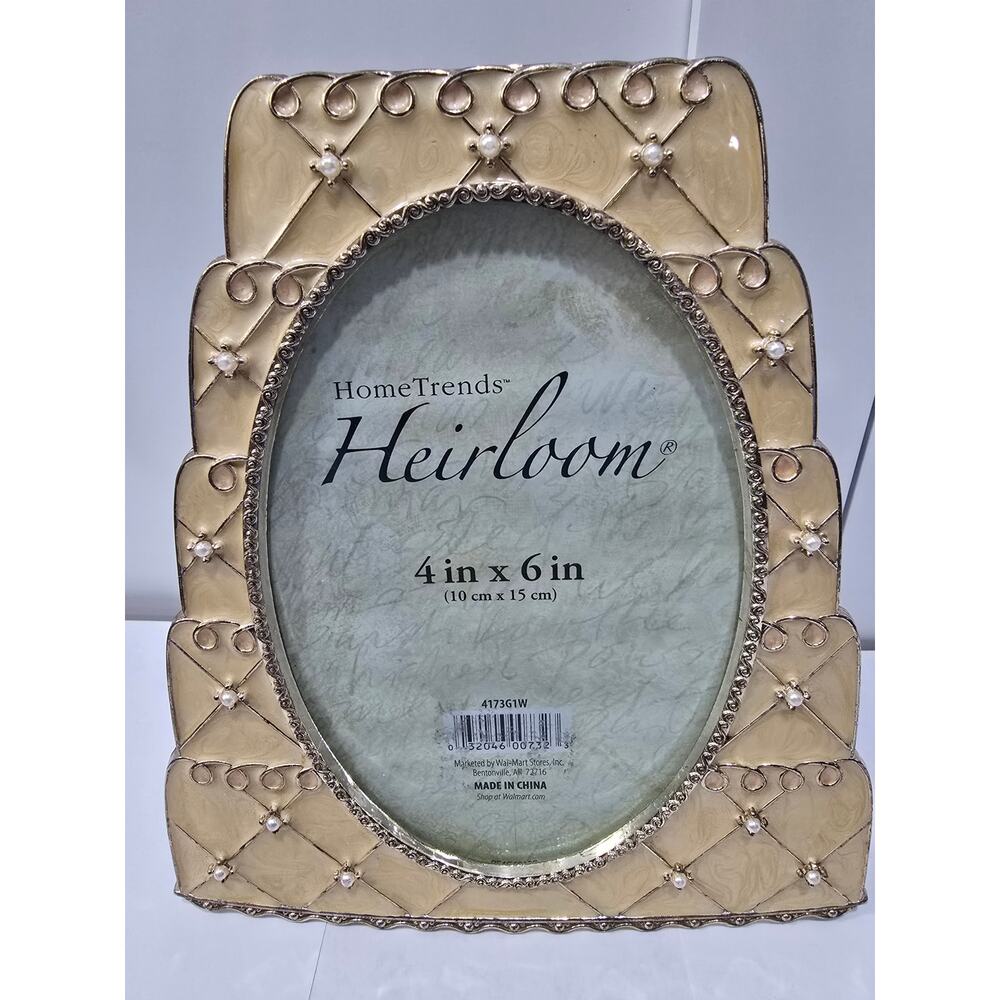 HomeTrends Heirloom 4x6 Photo Frame – Vintage New Old Stock – Pearl Accents